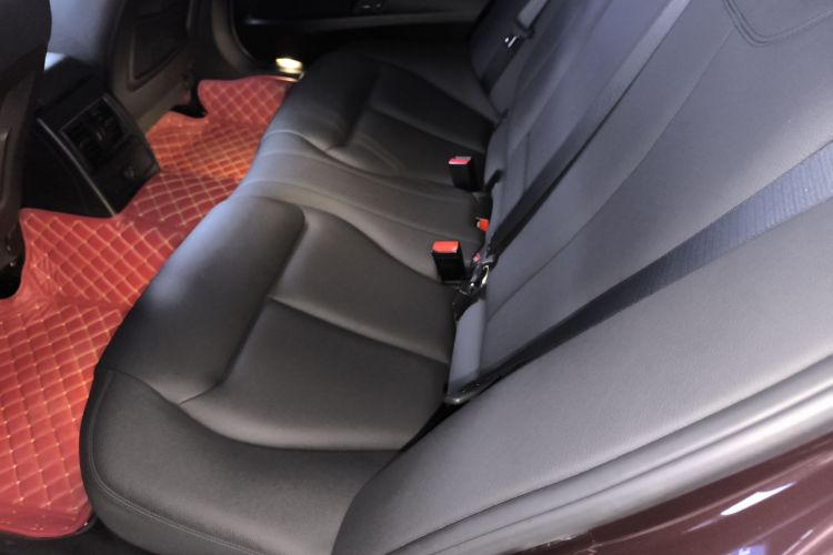 宝马3系 2017款 320Li xDrive 时尚型中控内饰21