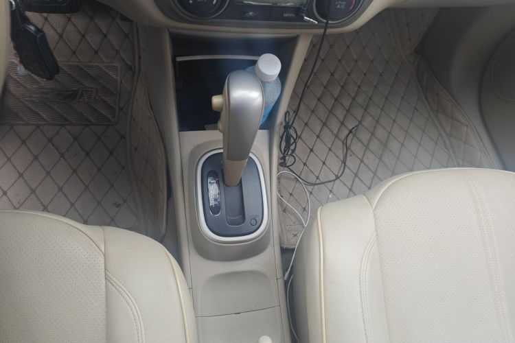 日产 轩逸 2012款 经典 1.6XE 自动舒适版局部细节18