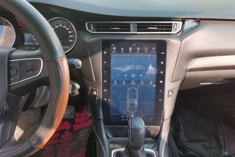 标致408 2016款 1.6T 自动豪华版中控内饰16