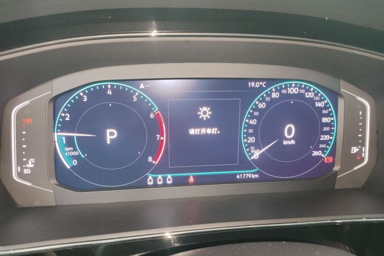 大众 帕萨特 2020款 330TSI 豪华版 国VI中控内饰14