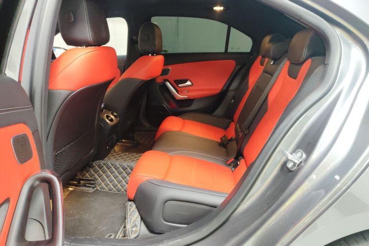 奔驰A级AMG 2024款 AMG A 35 L 4MATIC中控内饰21