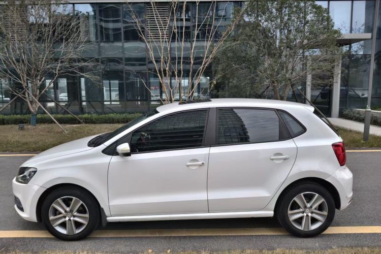 大众 Polo 2016款 1.6L 自动舒适型车身外观4