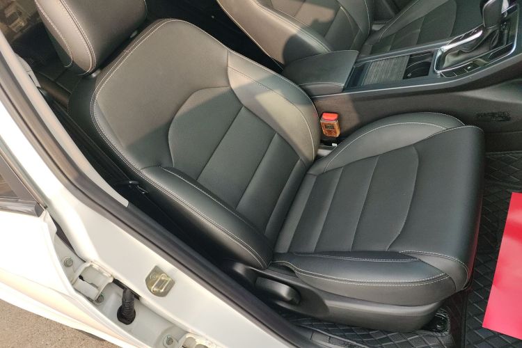 吉利汽车 帝豪 2020款 1.5L CVT向上版局部细节41