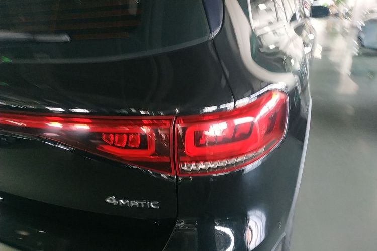奔驰EQB 2022款 EQB 350 4MATIC 首发特别版车身外观6006