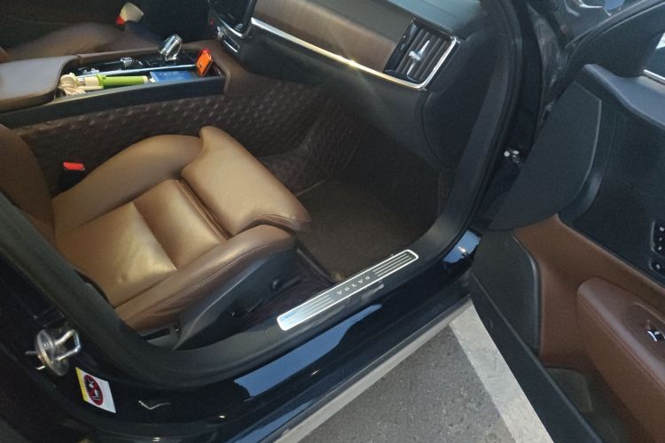 沃尔沃S90 2023款 B5 智远豪华版局部细节9005