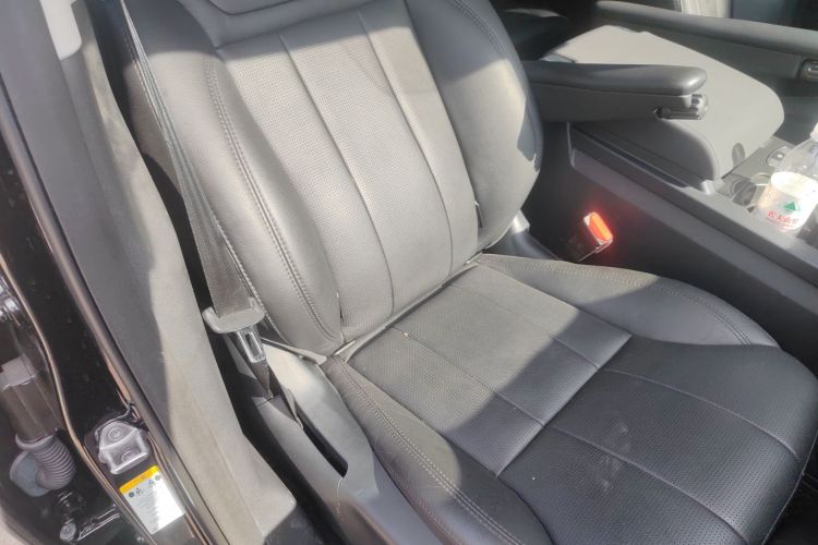 路虎 发现 2017款 3.0 SC V6 SE局部细节41