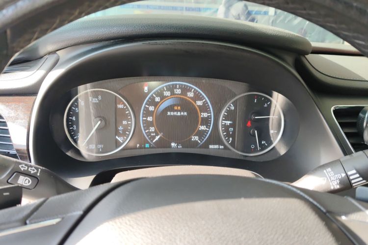 别克 君越 2016款 20T 豪华型中控内饰14