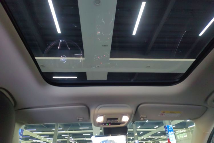 别克 2022款 昂科威Plus 652T 五座豪华型中控内饰22