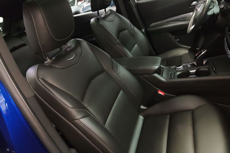 凯迪拉克XT4 2024款 28T 两驱豪华型局部细节41