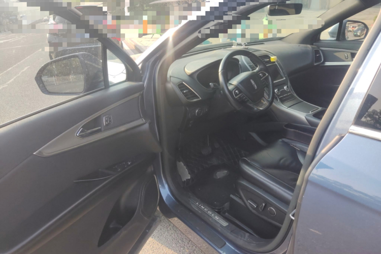 林肯 航海家(进口) 2019款 2.0T 两驱尊享版 国VI中控内饰20