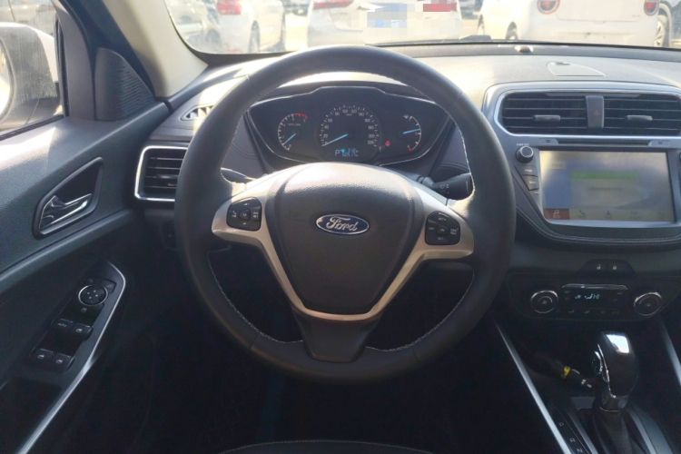 福特 福睿斯 2017款 幸福版 1.5L 自动时尚型中控内饰13