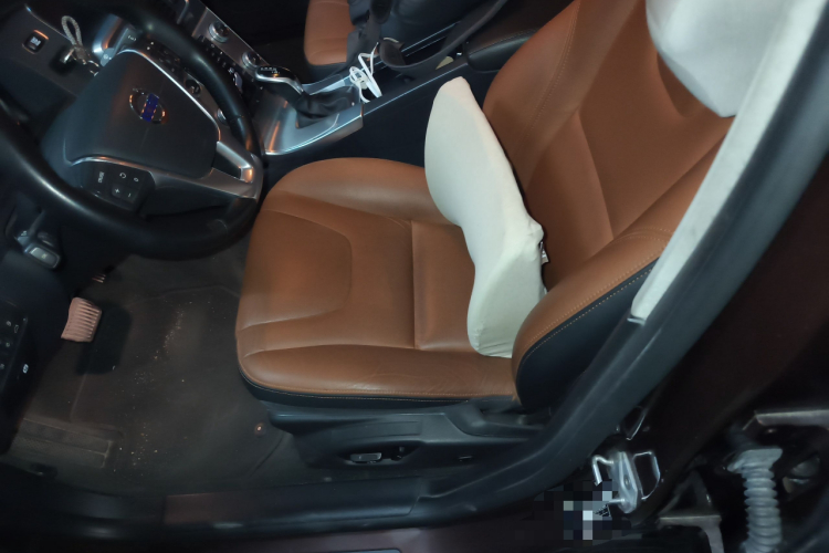 沃尔沃S60 2017款 S60L T3 智进版中控内饰19