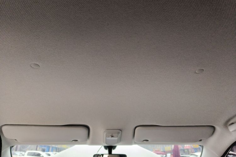 五菱汽车 五菱缤果 2024款 203km 轻享款局部细节22