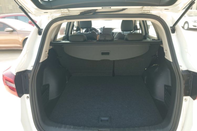 东风风神AX7 2018款 经典 1.6T 自动豪华型机舱底盘23