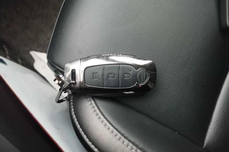 日产 轩逸 2020款 1.6L XL CVT悦享版中控内饰11