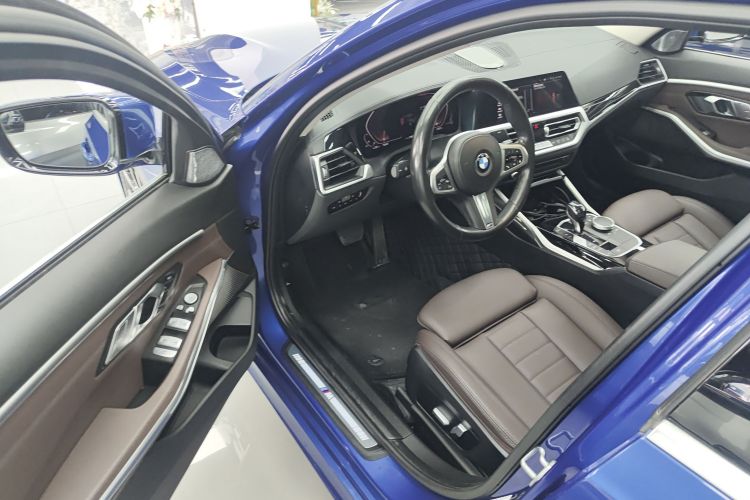 宝马3系 2020款 320Li M运动套装中控内饰7003