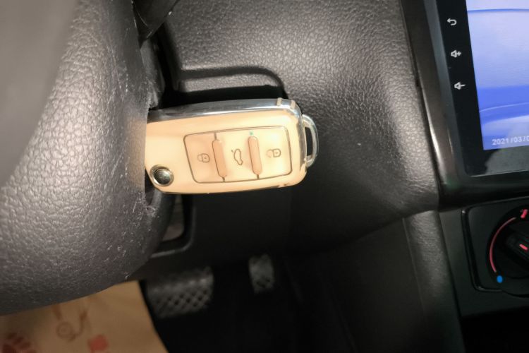 大众 Polo 2018款 1.5L 自动安驾型中控内饰7001