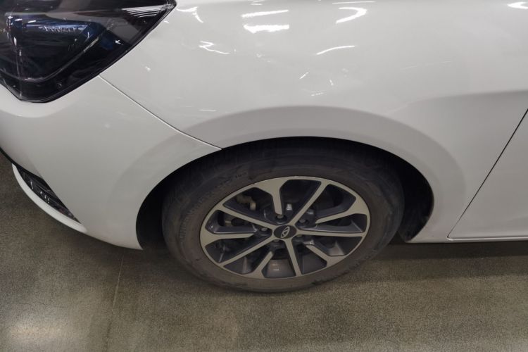 奇瑞 艾瑞泽5 2021款 PRO 1.5L CVT青春版车身外观6007