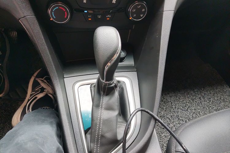 别克 英朗 2021款 改款 典范 1.5L 自动精英型局部细节18