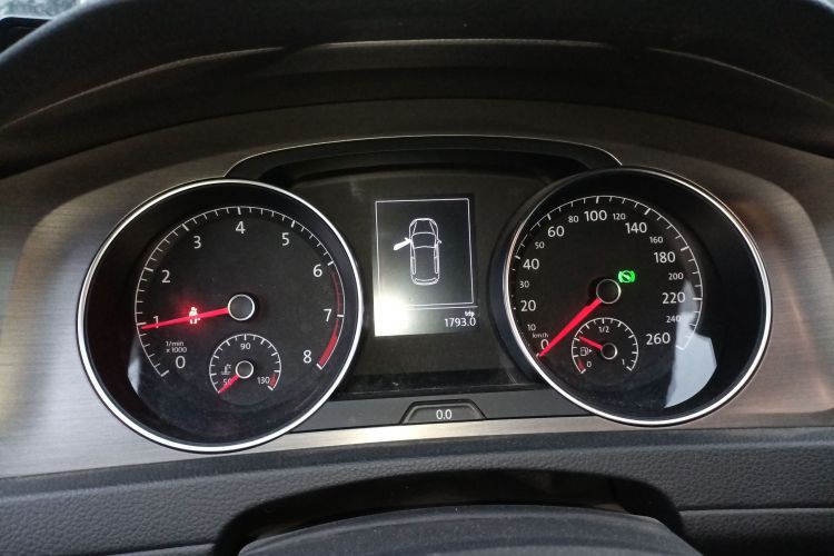 大众 高尔夫 2015款 1.6L 自动舒适型中控内饰14