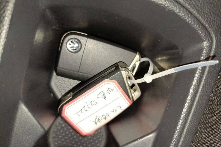 大众 T-ROC探歌 2019款 280TSI DSG两驱舒适型 国VI中控内饰11