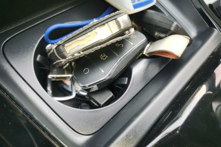 比亚迪 秦PLUS 2023款 冠军版 DM-i 55KM领先型中控内饰7001