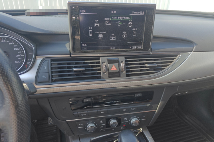 奥迪A6L 2018款 35 TFSI 典藏版中控内饰16