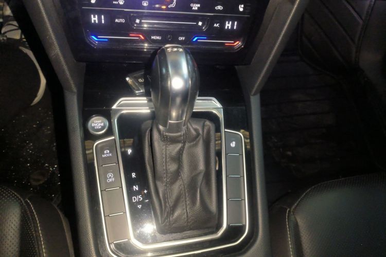 一汽-大众CC 2020款 330TSI 魅颜版 国VI中控内饰18