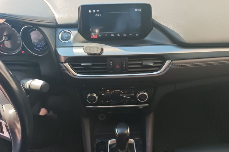 马自达 阿特兹 2017款 2.0L 蓝天豪华版中控内饰16