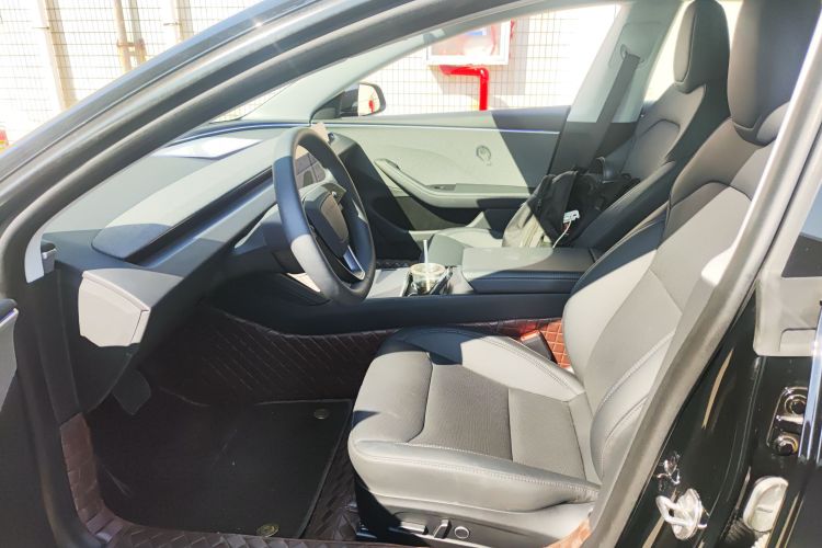 特斯拉 Model 3 2023款 后轮驱动版局部细节19