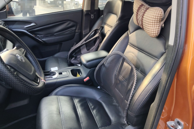 名爵 锐腾 2015款 1.5TGI TST豪华版中控内饰19