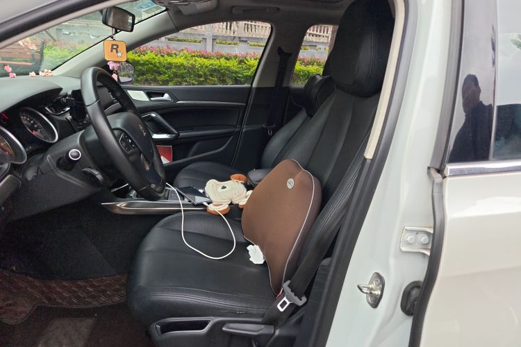 标致408 2018款 350THP 自动豪华版中控内饰19