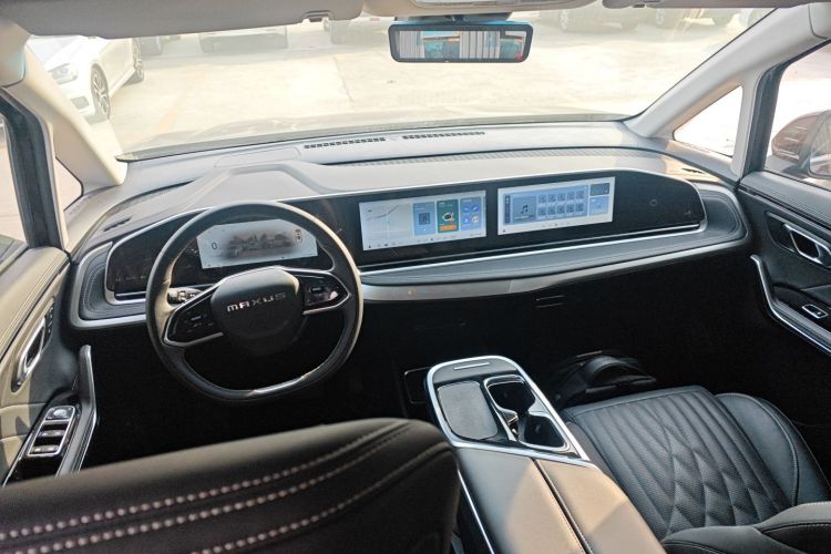 上汽大通MAXUS 大通G90 2022款 2.0T 星云七座版中控内饰12
