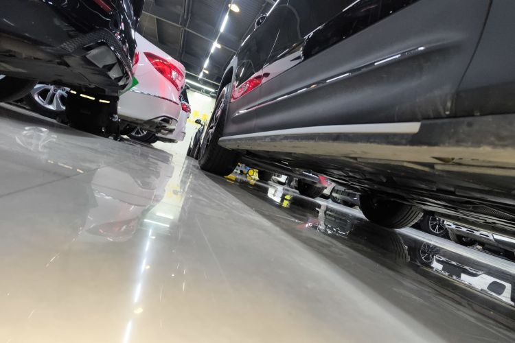 奔驰GLB 2025款 GLB 220 动感型局部细节9001