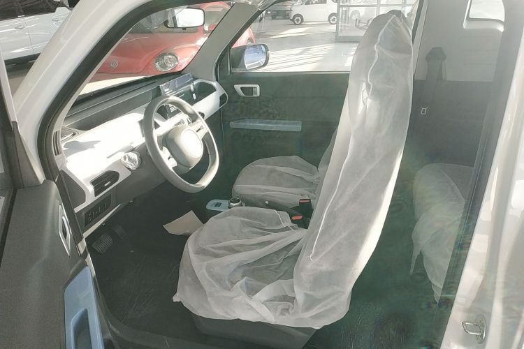 吉利银河 2024款 熊猫mini 200km 耐力熊中控内饰19