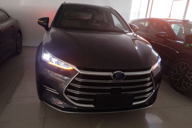 比亚迪 唐新能源 2021款 DM-i 112KM 尊贵型车身外观2