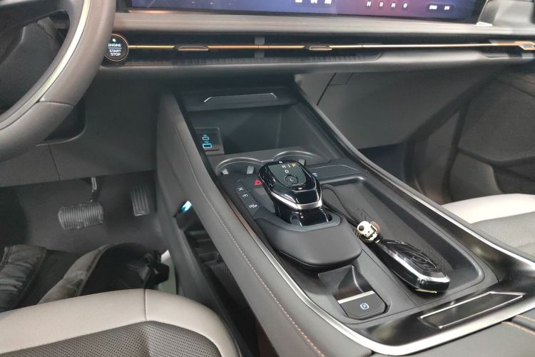 福特 2023款 锐界L 2.0T EcoBoost 四驱七座至尊型局部细节18