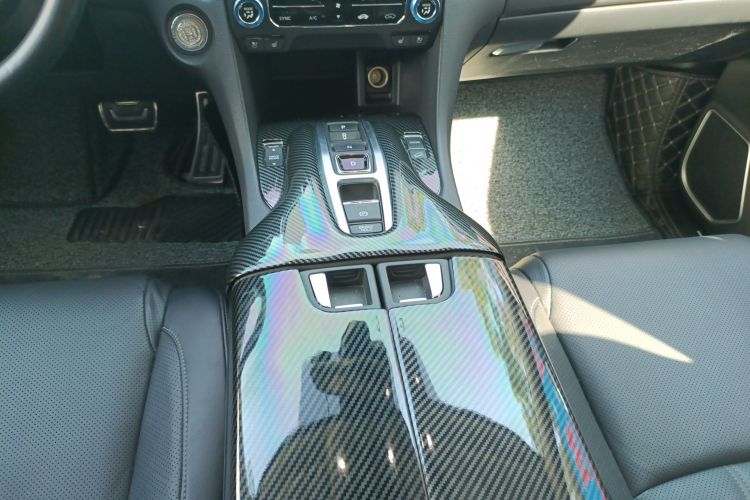 本田 冠道 2020款 370TURBO 四驱至尊版 双色中控内饰18