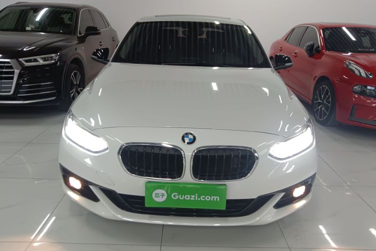 宝马1系 2018款 118i 运动型车身外观2