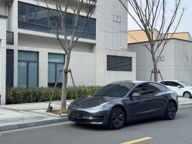 特斯拉 Model 3 2021款 标准续航后驱升级版 3D6