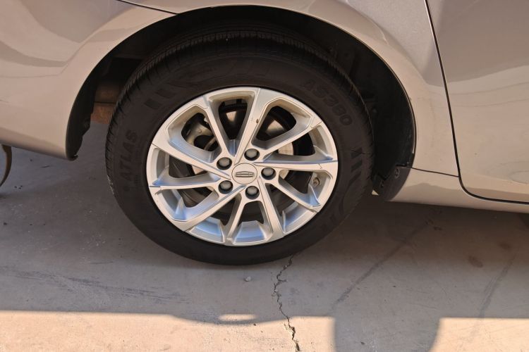 吉利汽车 帝豪 2021款 UP 1.5L 手动豪华型车身外观6008