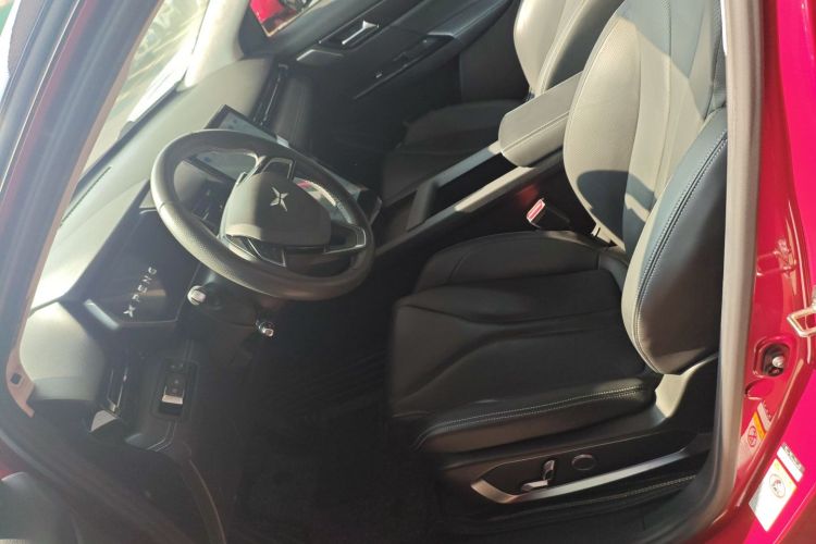 小鹏G3 2019款 尊享版中控内饰19