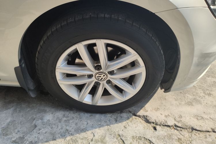 大众 高尔夫 2018款 1.6L 自动舒适型车身外观10