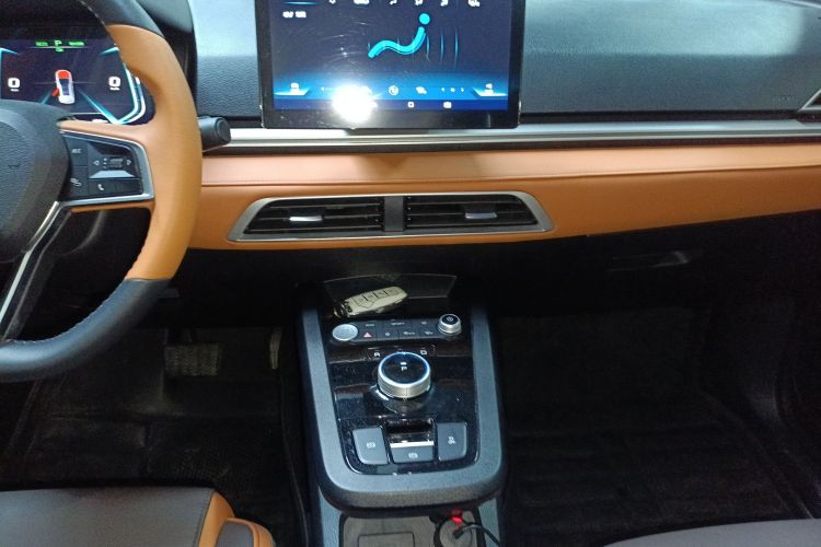 比亚迪e2 2021款 豪华型中控内饰16