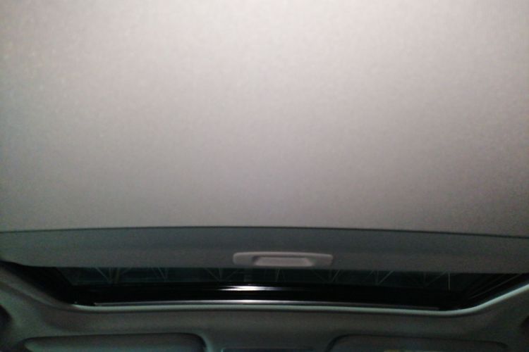 丰田 凯美瑞 2023款 2.0G 豪华版中控内饰22