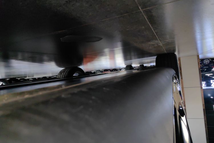 特斯拉 Model Y 2022款 改款 后轮驱动版局部细节9002