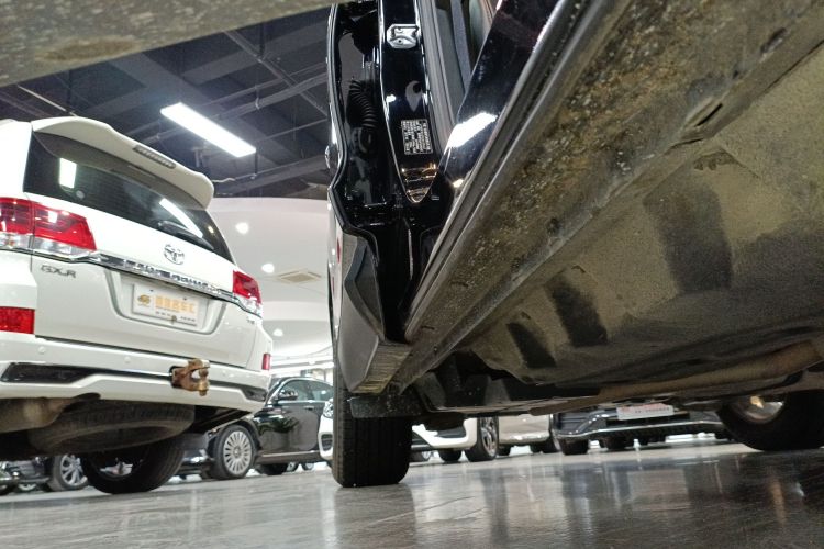 福特 锐界 2018款 改款 EcoBoost 245 两驱铂锐型 5座 国V局部细节9001