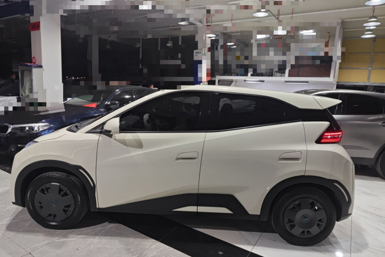 比亚迪 海鸥 2025款 305km 活力版车身外观4