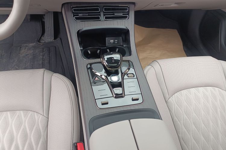 比亚迪 汉 2025款 EV 701KM激光雷达智驾型中控内饰18