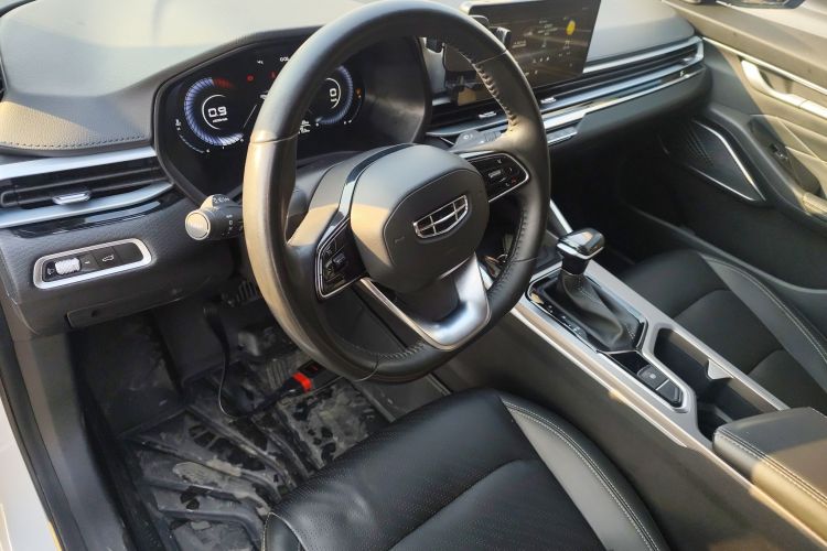 吉利汽车 帝豪 2022款 第4代 1.5L CVT精英型中控内饰13